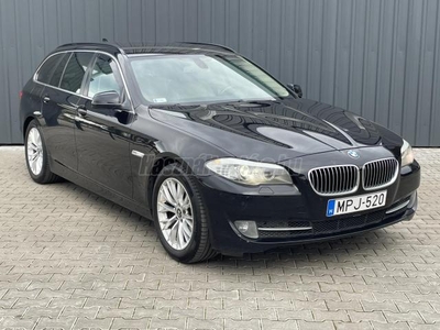 BMW 520d Touring (Automata) Navigáció - Fűthető bőrülések - PDC - Xenon