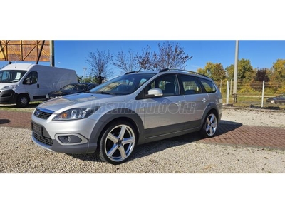 FORD FOCUS 1.8 FFV Titanium X-ROAD TITANIUM