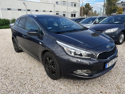 KIA CEE'D SW 1.6 GDI LX NAVI-TEMPOMAT-PARKRADAR-1ÉVGARANCIA