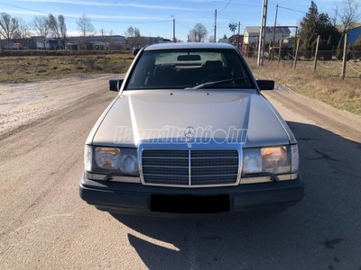 MERCEDES-BENZ W 124 300E 4MATIC