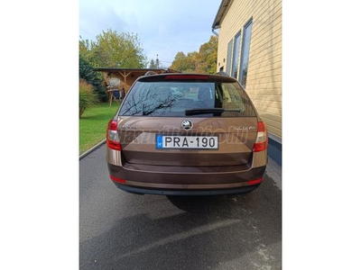 SKODA OCTAVIA Combi 1.8 TSI Style