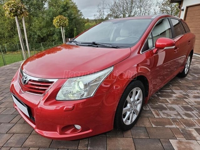 TOYOTA AVENSIS Wagon 1.8 Executive /BŐR/XENON/TEMPOMAT/ÜLÉSFŰTÉS/MULTI.K/