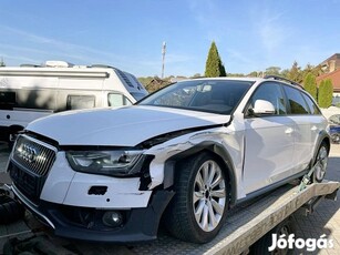 AUDI A4 Allroad 2.0 TDI quattro S-tronic Panorama!