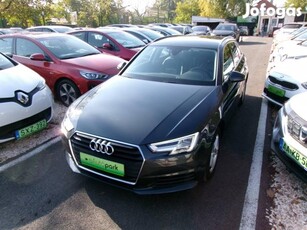 AUDI A4 Avant 30 TDI Basis S-tronic LED-E.Csomi...