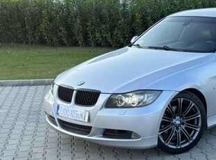 BMW 320d (Automata) /Navi / Limitált Bordó Bőr...