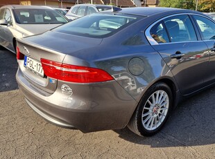 Eladó Jaguar XE