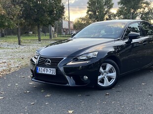 Eladó Lexus IS