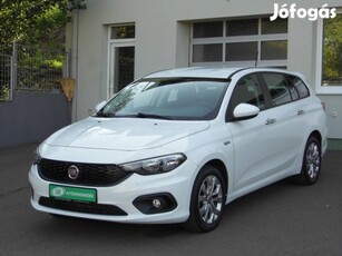 Fiat Tipo 1.4 16V Street Szervizkönyv-Navigáció...