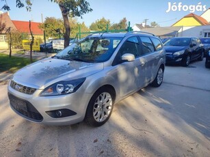 Ford Focus 1.6 Fresh Klíma.vonóhorog.szép állapot