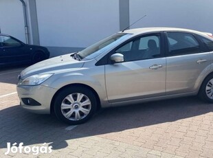 Ford Focus 1.6 Ghia