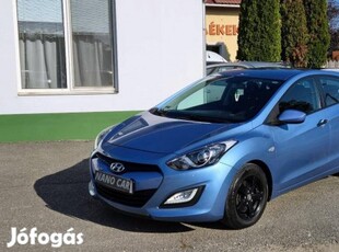 Hyundai I30 1.4i Comfort Megkímélt állapot + Sz...