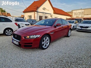 Jaguar XE 2.0 I4P Pure AWD (Automata) Magyarors...