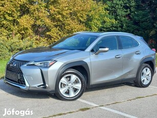 Lexus UX 250h Comfort Top CVT Navi/Kamera/LED/K...