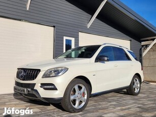 Mercedes-Benz ML 250 Bluetec (Automata) Nagyobb...