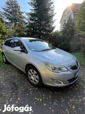 Opel Astra J Sport Tourer eladó