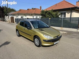 Peugeot 206 1.1 Open Friss Műszaki