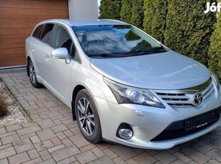 Toyota Avensis Touring Sports 1.8 Active Bőr-al...