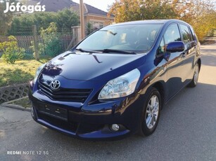 Toyota Verso 1.6 benzin szép állapot