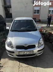 Toyota Yaris 5 ajtós 998 cm3 eladó