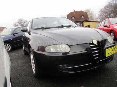 ALFA ROMEO 147 2.0 T. Spark Distinctive