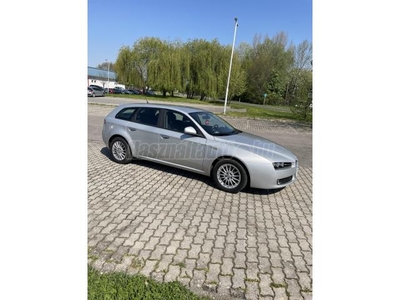 ALFA ROMEO 159 1.9 JTD 8V Impression