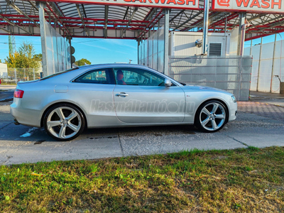 AUDI A5 Coupé 3.2 FSI quattro