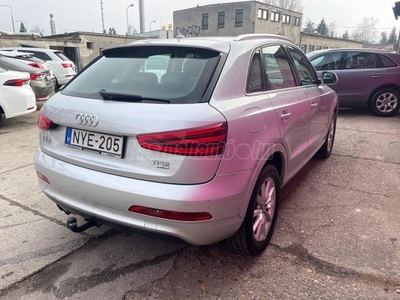 AUDI Q3 2.0 TFSi quattro VÉGIG SZAKSZERVIZKÖNYV BI-XENON.ÜLÉSFŰTÉS NAVI 4X4