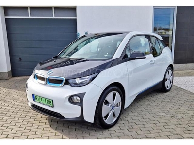 BMW I3 (Automata) Navigáció. Keyless. Ülésfűtés. Áfás