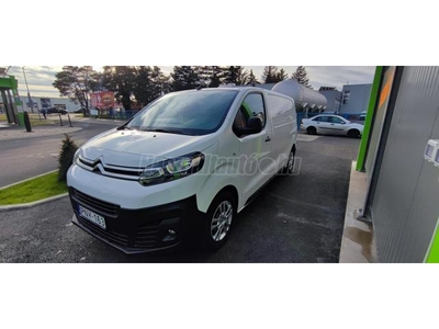 CITROEN JUMPY 1.6 BlueHDi L1 Start&Stop Combi (3 személyes ) Sérülésmentes.Garanciális