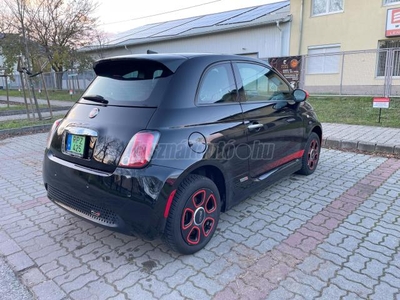 FIAT 500e (Automata)