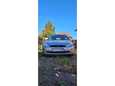 FORD FOCUS 1.4 Ambiente