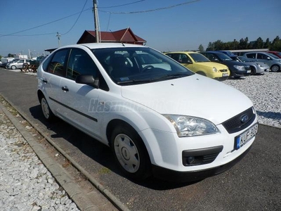 FORD FOCUS 1.4 Ambiente