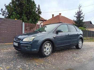 FORD FOCUS 1.6 Ambiente