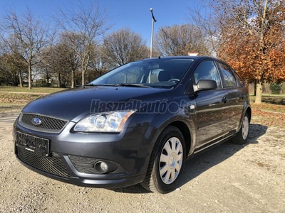 FORD FOCUS 1.6 Collection