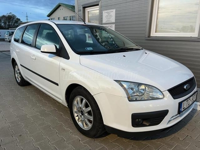 FORD FOCUS 1.6 TDCi Trend DPF 2db gyári kulcs. téli-nyári kerék