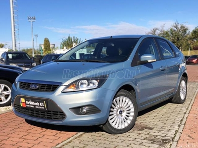 FORD FOCUS 1.6 Titanium eső-fény szenzor. tempomat. digit klíma. 161 e km. friss vizsga