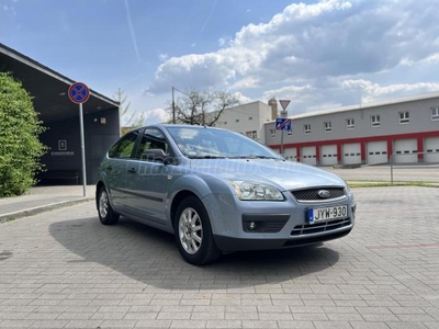 FORD FOCUS 1.6 Trend