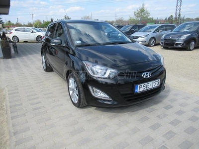 HYUNDAI I20 1.4 Go! Brasil Sport / 127 EZER KM / DIGIT KLÍMA / ALUFELNI / TETŐABLAK /