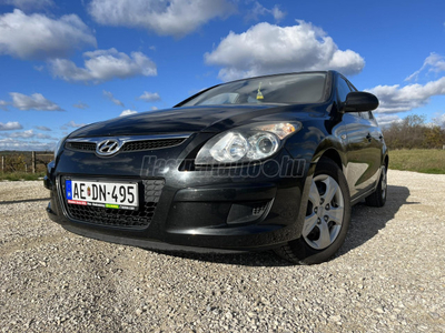 HYUNDAI I30 1.4 DOHC Classic