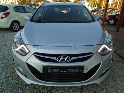 HYUNDAI I40 1.6 GDI Style KITŰNŐ ÁLLAPOT! 149e:km:!