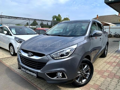 HYUNDAI IX 35 ix35 1.7 CRDi Premium 91000Km!Vezetett szervizkönyves!Panorámatető.Navigáció.Tolatókamera.4xÜlésfűtés!