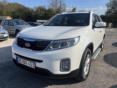 KIA SORENTO 2.4 LX 2WD