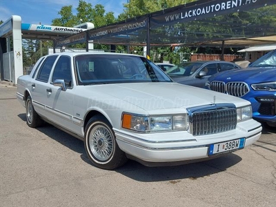 LINCOLN TOWN CAR 1tulaj! 60eMérföld!