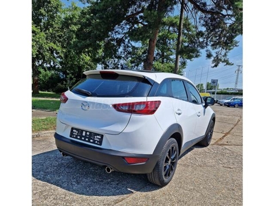 MAZDA CX-3 2.0i Emotion vezetett szervízkönyv.vonóhorog