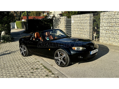 MAZDA MX-5 Coupe 2.0i 16V Revolution