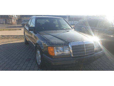 MERCEDES-BENZ 200 E Olasz import teljesen rozsdamentes klímás