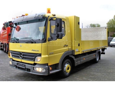 MERCEDES-BENZ ATEGO 816 4X2 DOBOZOS + EMELŐHÁTFAL