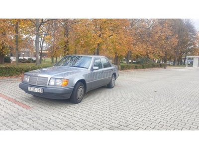 MERCEDES-BENZ E-OSZTÁLY 300 D