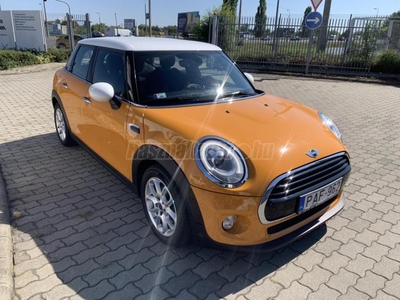 MINI COOPER 1.5 62.000 Km! Megkímélt! Vezetett szervizkönyv!