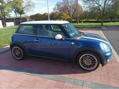 MINI MINI COOPER 1.6 Tempomat. Klíma